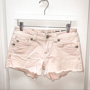 MISS ME Size 27 Bubblegum Pink Raw Hem Jean Shorts